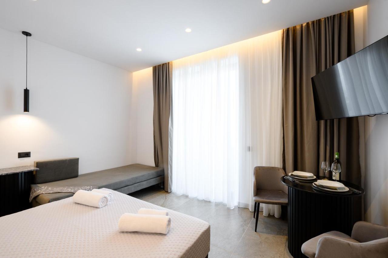 Ecoheaven Suites Amoudara Lasithiou Buitenkant foto